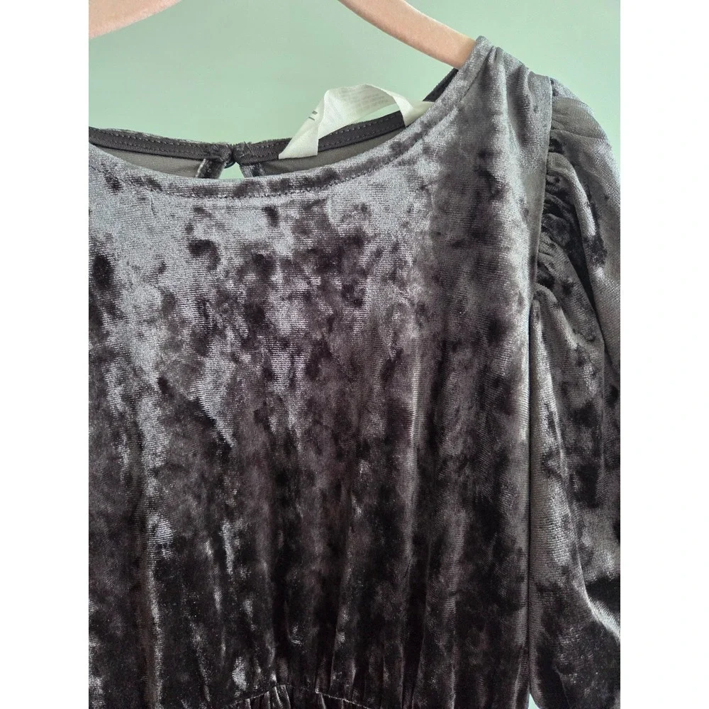 H&m girls dress size 6-7‎